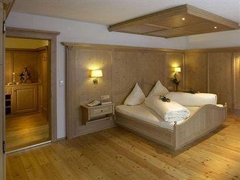 Alpenhotel Ernberg0