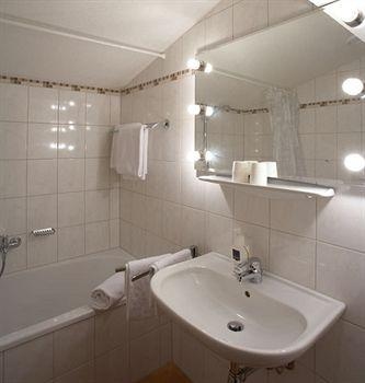 Alpenhotel Ernberg1