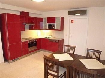 Hahn Apartment0