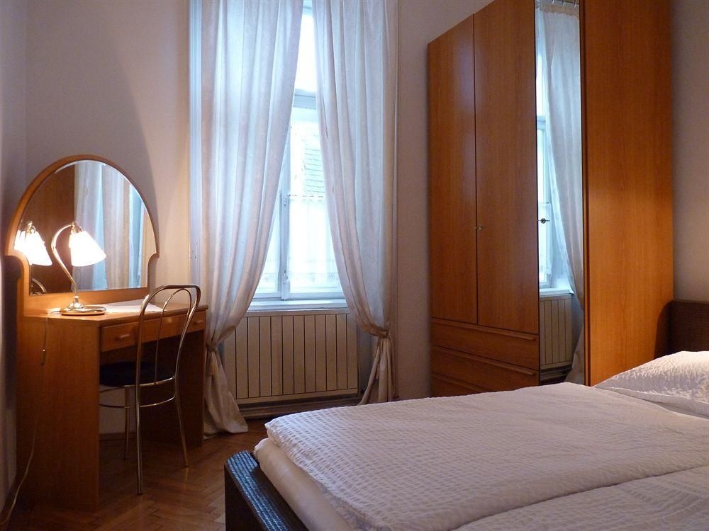Hotel Pension Lumes0