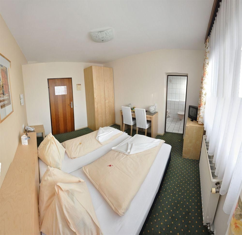Hotel-Garni Zlami0