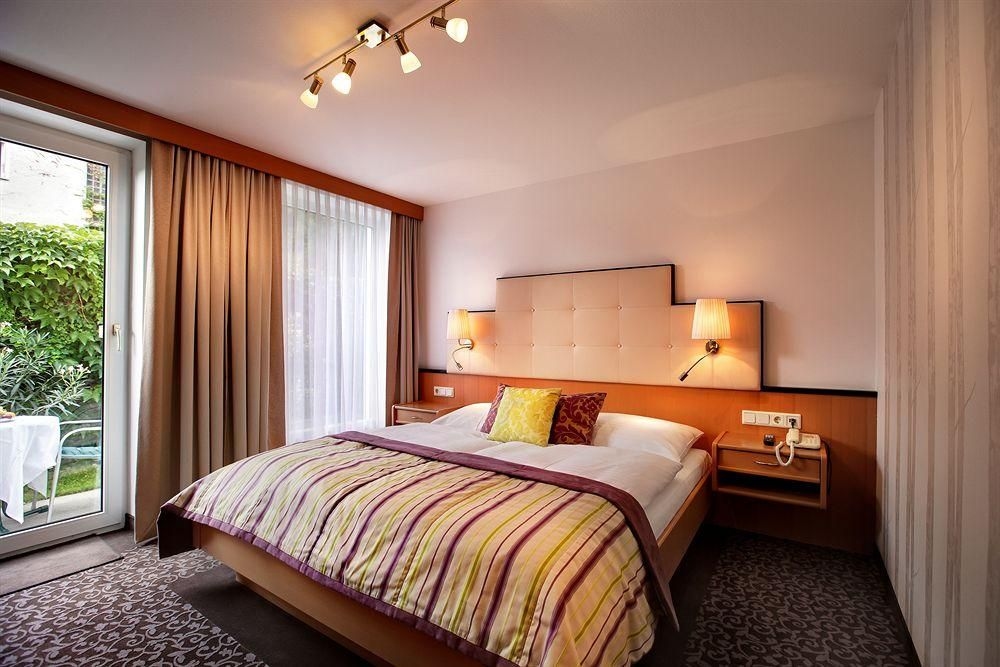 Strandhotel Alte Donau3