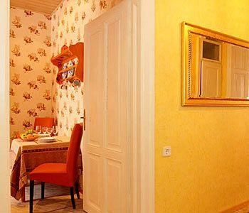 Imperial Vienna Apartments4