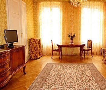 Imperial Vienna Apartments3