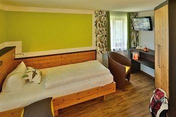 HOTEL ALTE KRONE1