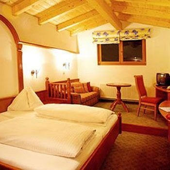 Hotel Edelweiss2