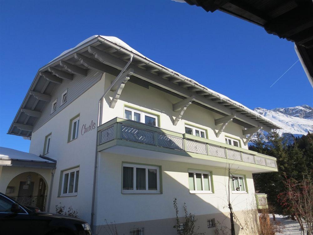 Haus Churlis1