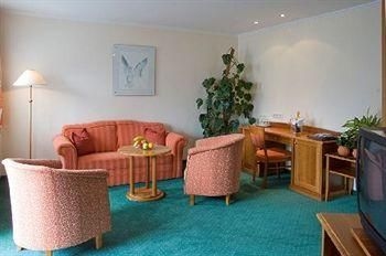 Seeboeckenhotel Zum Weissen Hir3