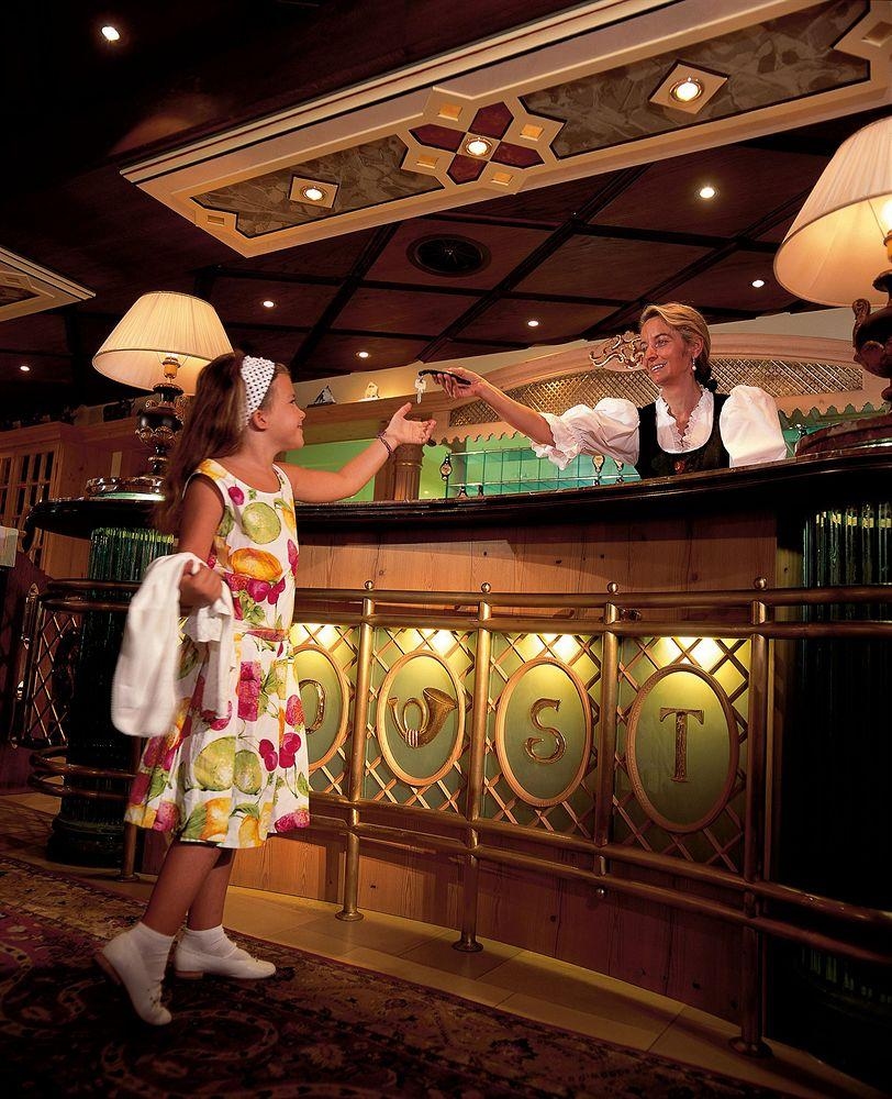 Hotel Neue Post1