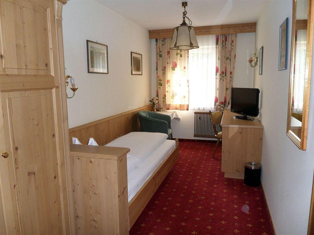 Hotel Neue Post4