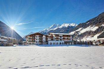 Alpeiner Nature Resort Tirol3