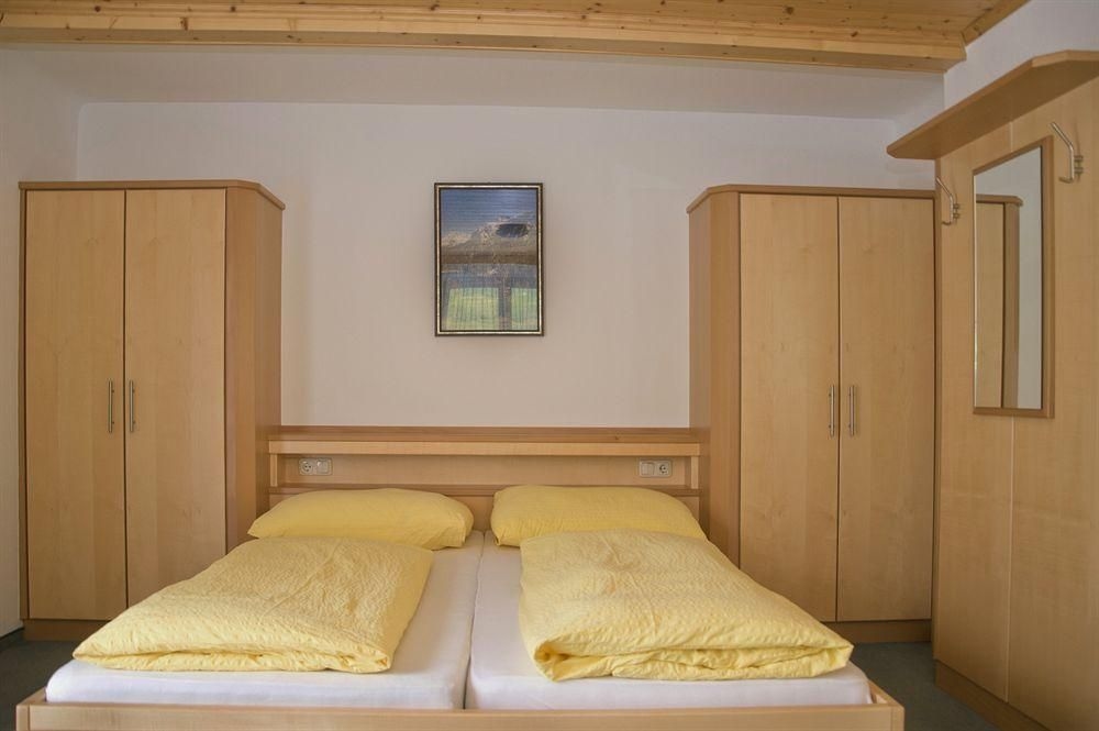 Landgasthof Wasserfall1