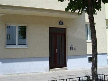 Wilhelm Apartment Wien1