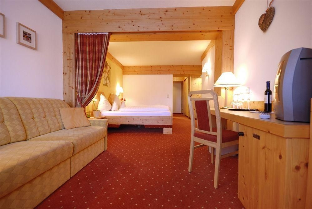 Hotel am Dorfplatz3