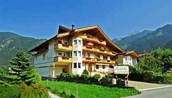 Apart Hotel Garni Austria1