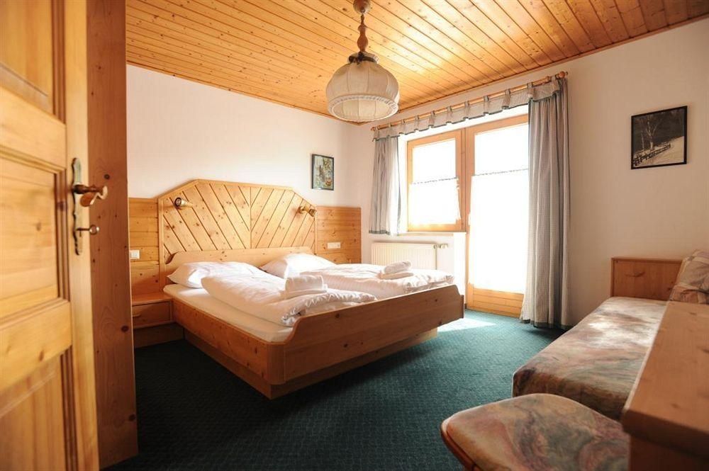 Chalet Alice2
