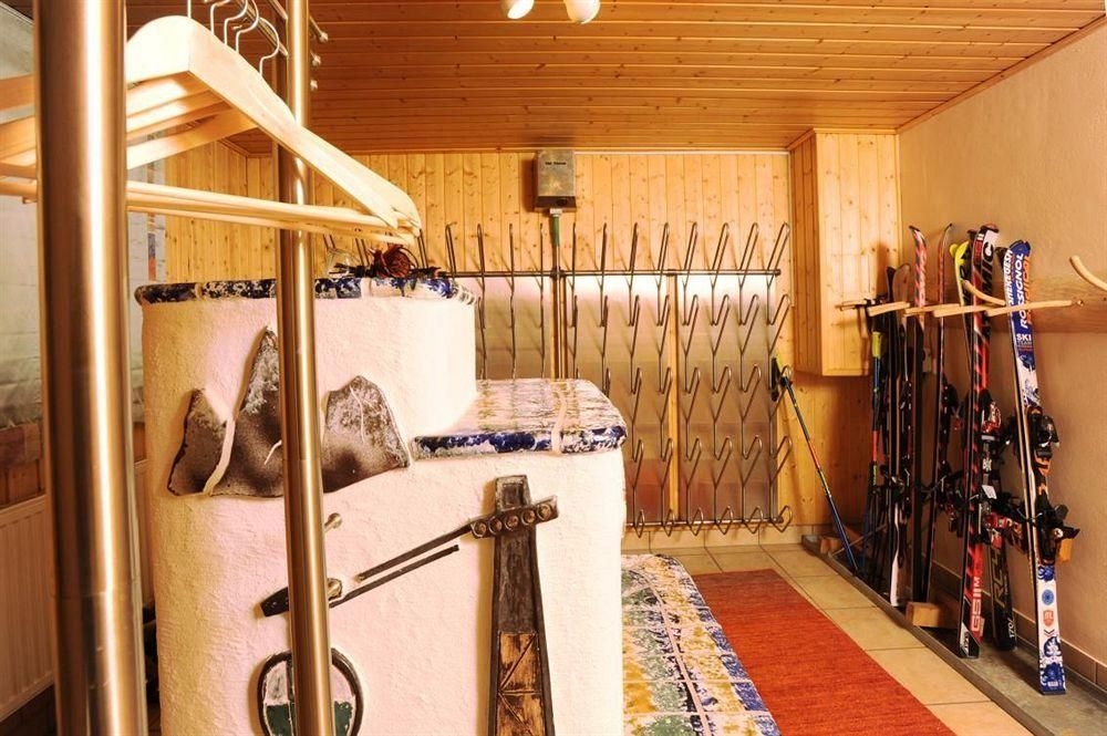 Chalet Alice1