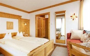 Alpenhotel Laurin0