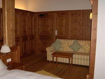 Villa Solitude3
