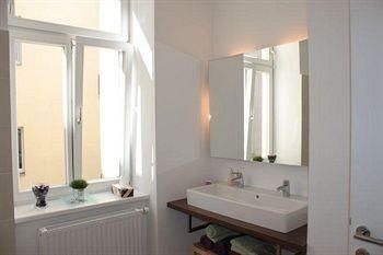 Modern Apartment Vienna - Dietrichgasse1