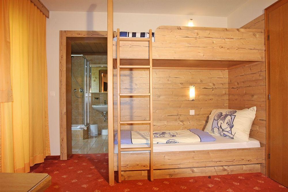 Familienhotel Atzinger0
