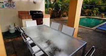 Coolamon Apartments4