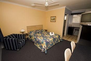 Hervey Bay Motel2