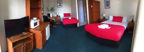 เดอะ นอว์รา มอเตอร์ อินน์ (The Nowra Motor Inn)3