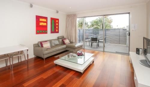 Indulge Apartments Langtree0