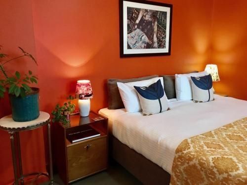 ไวน์ แวลเลย์ อินน์ (Vine Valley Inn)0