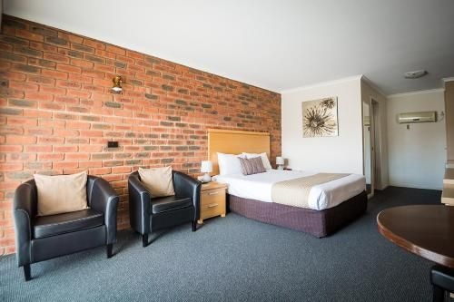 Australian Settlers Motor Inn2