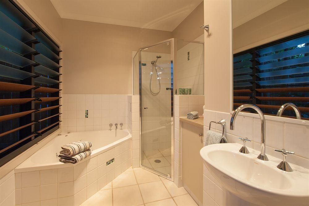 Cavvanbah Beach House2