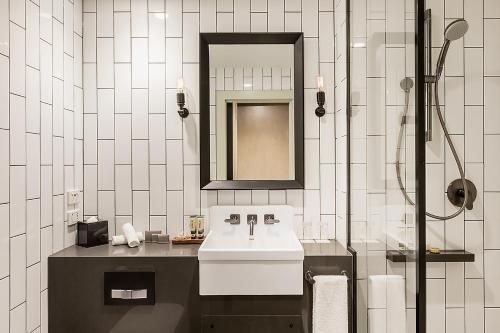 DoubleTree by Hilton Melbourne -Flinders Street4