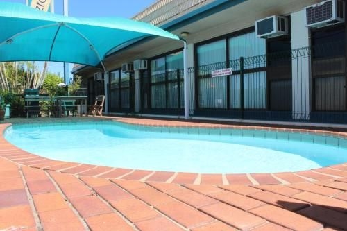 Y Motels Rockhampton2