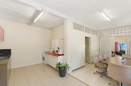 Strand Motel4