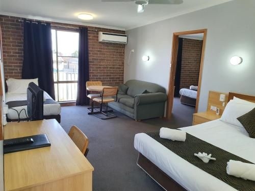 Moonraker Motor Inn4