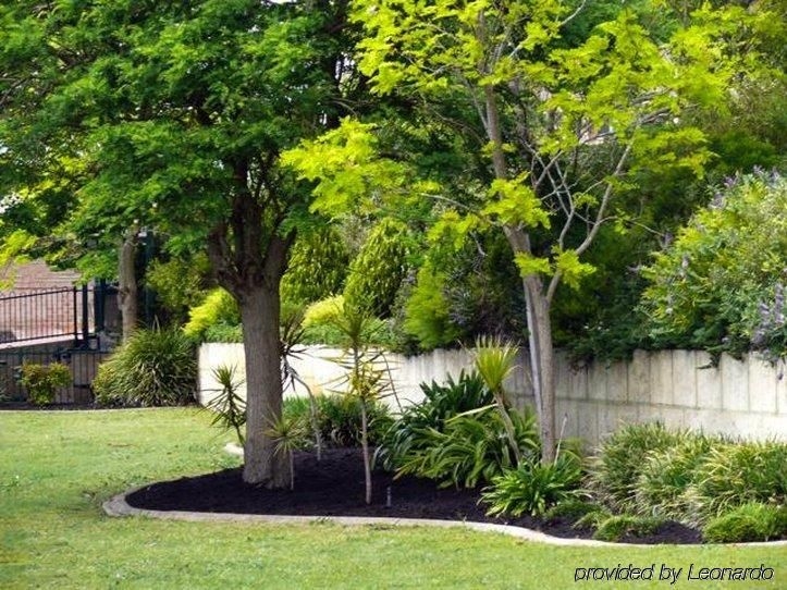 Banksia Gardens Resort Motel1