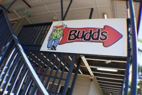 Budds In Surfers Backpackers2