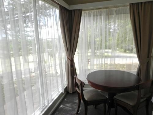 Moore Park Inn2