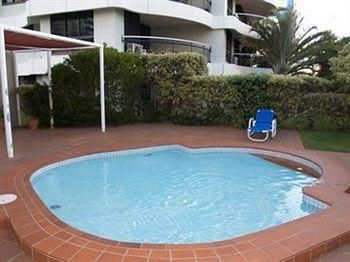 Victoria Square Apartments4