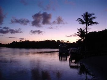 Makepeace Island2