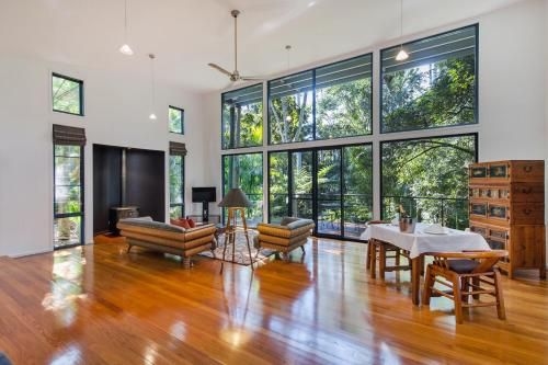 Pethers Rainforest Retreat2