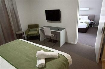 Abode - The Apartment Hotel3