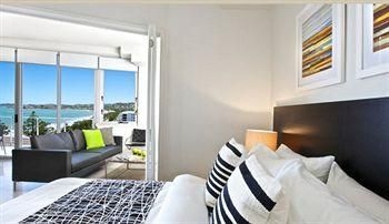 Oshen Apartments Yeppoon1