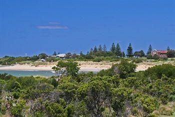 Lighthouse Keepers Inn4