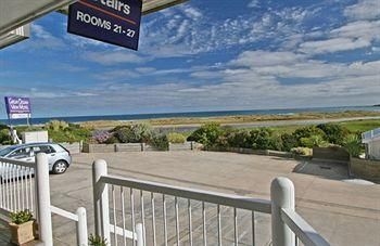 Lighthouse Keepers Inn0