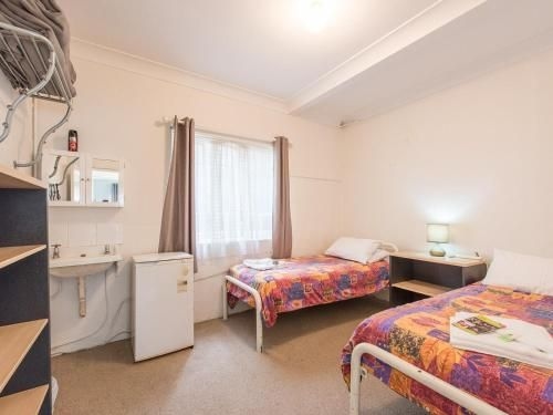 Kookaburra Inn1