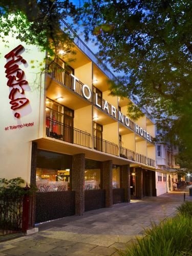 โรงแรมโทลาร์โน (Tolarno Hotel)0
