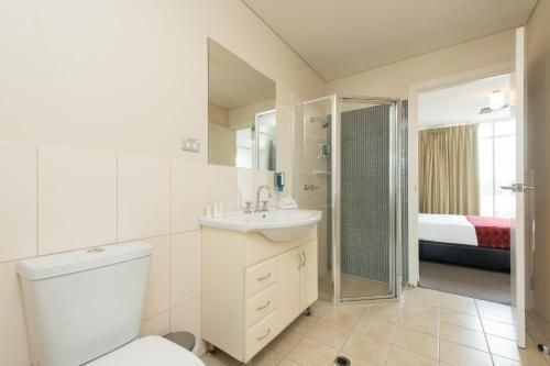 โรงแรมมอว์สัน เลคส์ (Mawson Lakes Hotel)3
