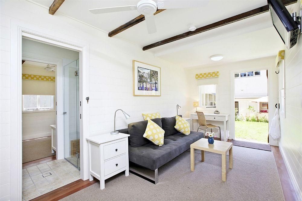 Admiral Collingwood Lodge1